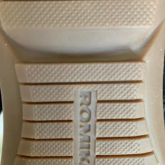 Romika Black Leather Ankle Boots - Picture 5 of 6